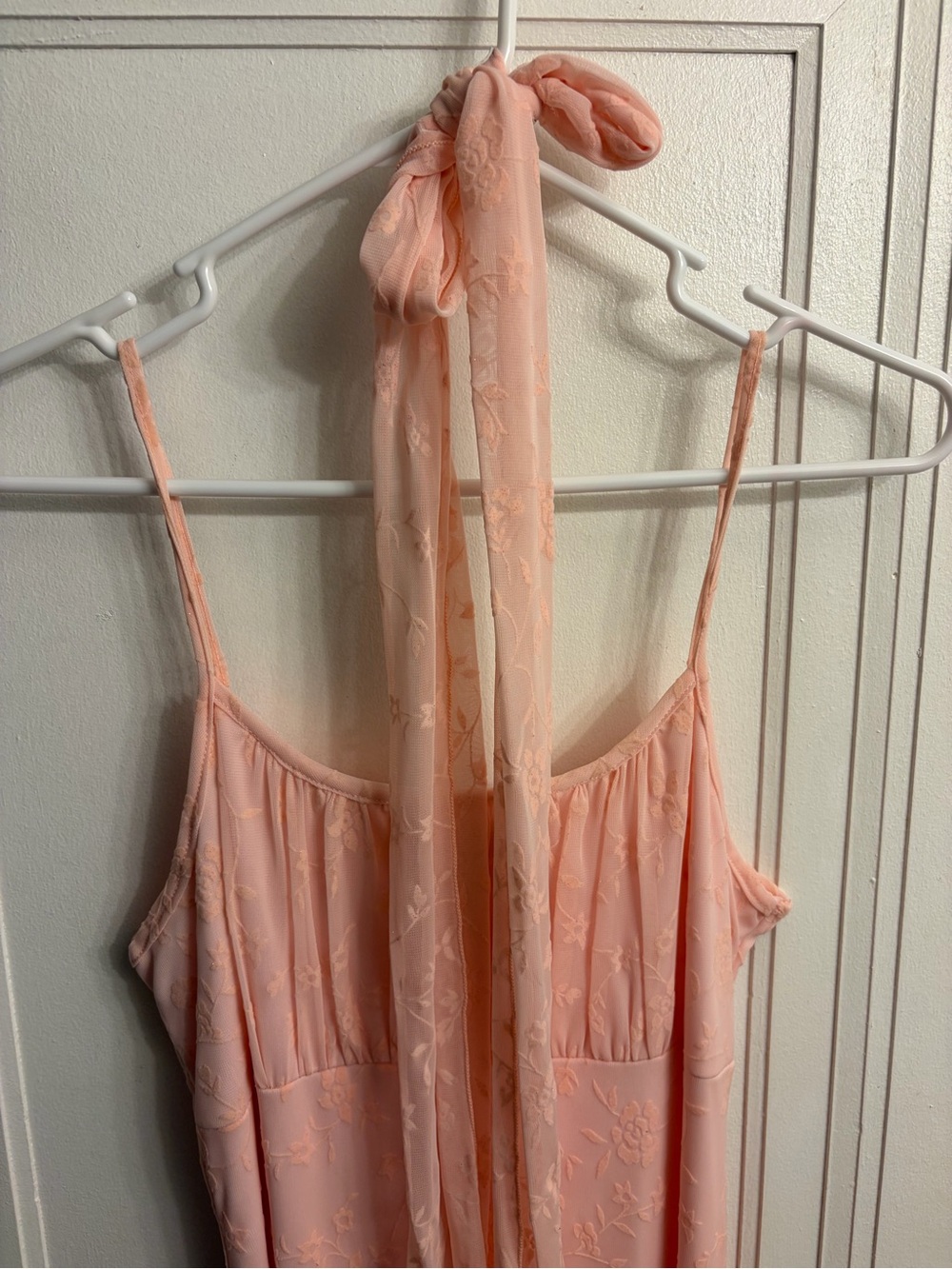 Delicate Velour Dress in Light Rose - Picture 2 of 11